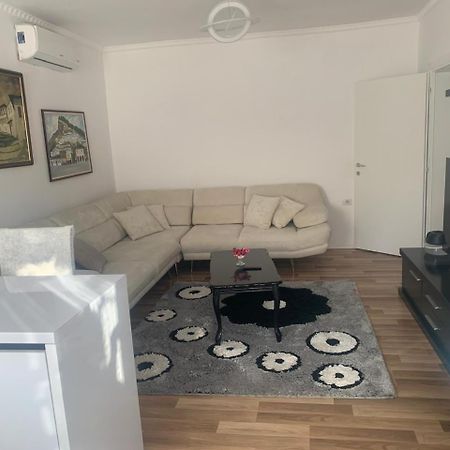 Flat In Berat'S Center 아파트 외부 사진