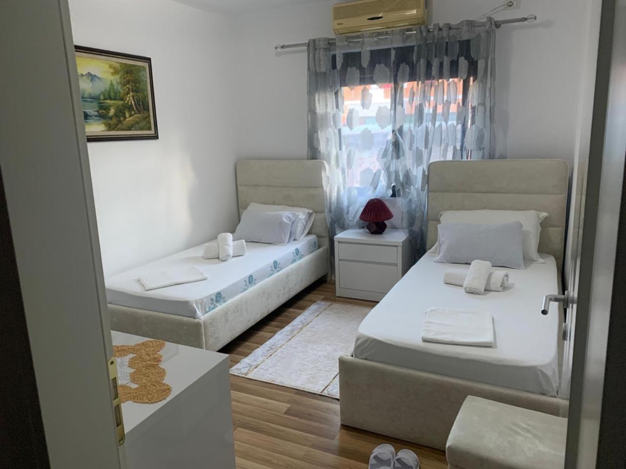 Flat In Berat'S Center 아파트 외부 사진