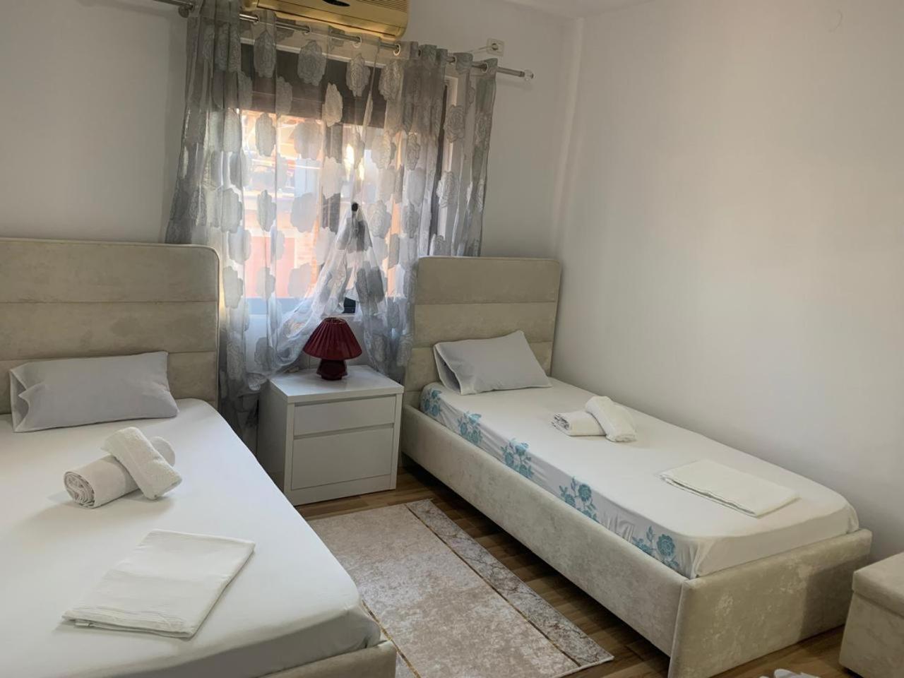 Flat In Berat'S Center 아파트 외부 사진