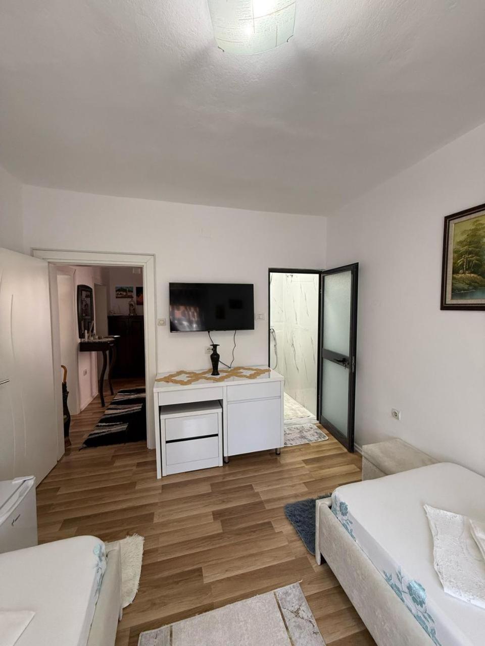 Flat In Berat'S Center 아파트 외부 사진